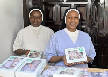Sisters from the Convent of San Cristóbal y Santa Rita © Michelle Chaplow