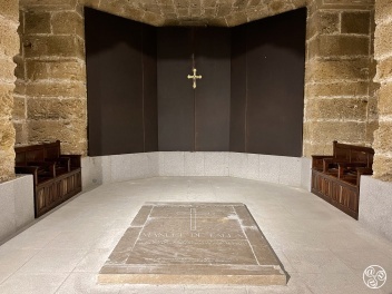   In Cadiz Cathedral crypt lies the tomb of  composer Manuel de Falla, (1876-1946) © Michelle Chaplow
