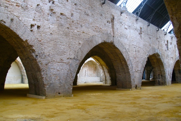 The distinctive arches of the Atarazanas © Fiona Flores Watson