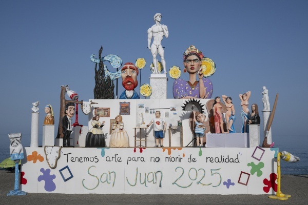 We have art to avoid dying from reality© Michelle Chaplow