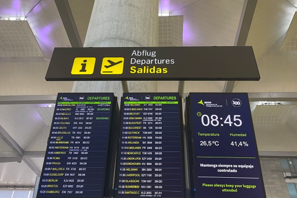 Flight Departures at Malaga Airport © Michelle Chaplow