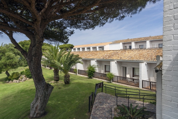 Parador de Mazagón: coastal views and Andalusian style © Paradores 