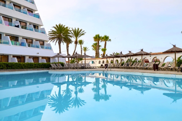 Roquetas del Mar - Poolside at Hyatt Hotel Golf Trinidad 