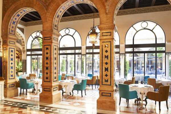 Hotel Alfonso XII © Michelle Chaplow