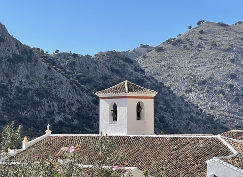 The Church of San MIguel - La Iglesia San Miguel Arcángel 
