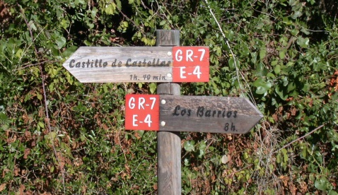 Part of the GR7 runs through the Alcornocales park © Michelle Chaplow