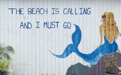 Gigi´s beach, complete with mermaid