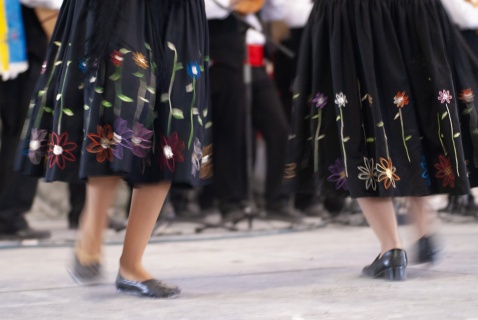 Skirts are hand woven and you can watch Intricate foot movements. © Michelle Chaplow