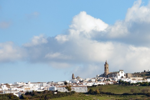 Up on the hill, the village of Medina Sidonia © Michelle Chaplow