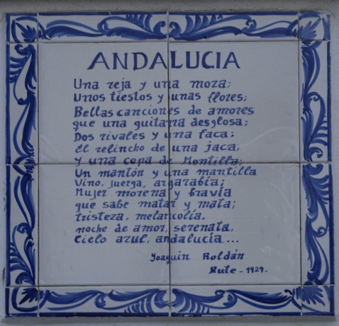 Love poems that are almost a centenary old on the streets of Rute © Michelle Chaplow