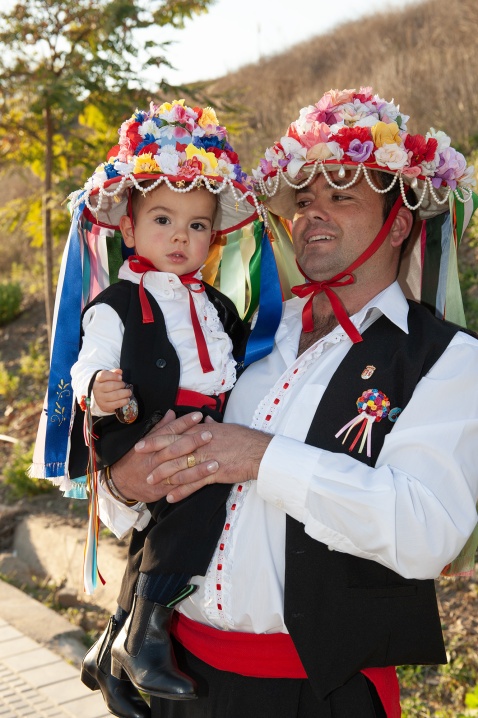 Fun for all the family at the Verdiales Music Festival. © Michelle Chaplow