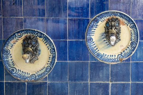 The village fountain dates back to 1859 Fuente de la Villa de Níjar 1.859 © Michelle Chaplow