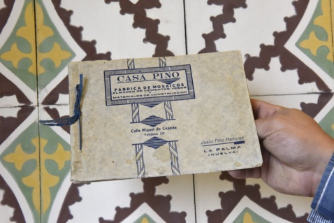 1917 - 2017 100 years making Cement tiles © Michelle Chaplow