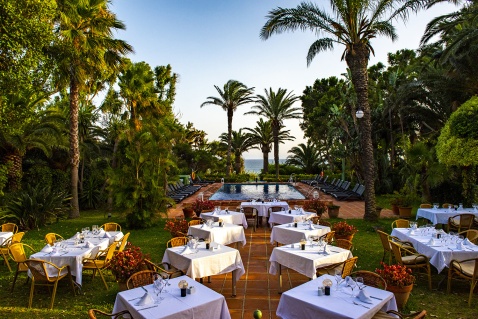 Al fresco dining at The Hurricane Hotel, Tarifa © Michelle Chaplow