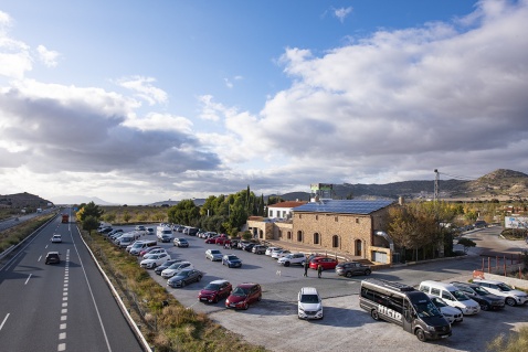 Venta Quemada restaurant is a landmark on the A-92 motorway © Michelle Chaplow