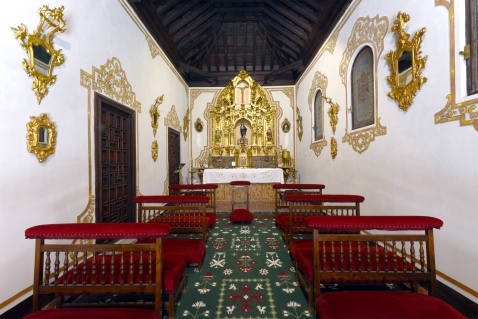 There is a small Chapel within the Granada Parador © Michelle Chaplow