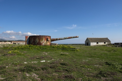 The 240mm Guillen Cannon from 1896, possibly the oldest large cannon on display in Spain. (c) Michelle Chaplow
