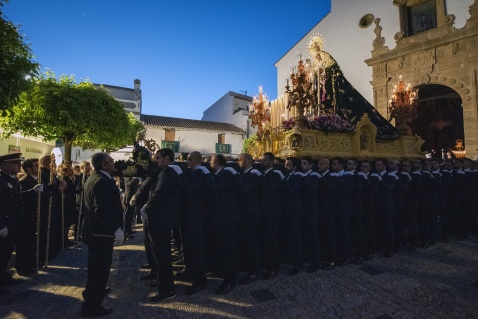The float is illuminated with rows of candles after dark, in front of the Virgin. (c) Michelle Chaplow Veracruz Procesion. Good Friday, Estepona, Malaga.