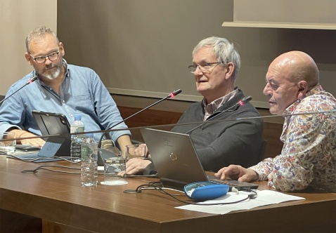 The lecture by Martin Parr, his translator Phil (left) and photography expert and (right) university lecturer Juan Pablo Wert Ortega © Michelle Chaplow
