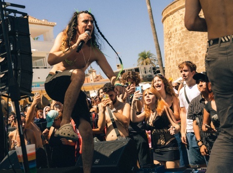 Ben Yart ' kid from Mendillorri in Pamplona' on the 'El Torrejon' stage in La Cala de Mijas. © Judith Naess Ben Yart ' kid from Mendillorri in Pamplona' on the 'El Torrejon' stage in La Cala de Mijas. © Judith Naess