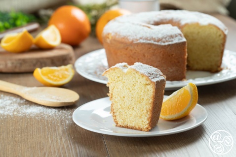 Spanish sponge cake, known as "bizcocho," is a light, airy dessert that is always a winner in traditional Spanish cuisine. Infused with a touch of orange or lemon © Cassiano Correia istock 