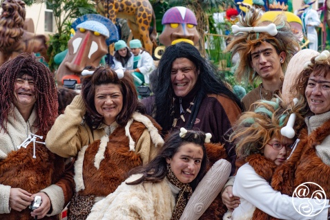 A dabba, dabba doo time in the street parades, Cadiz Carnival © Michelle Chaplow