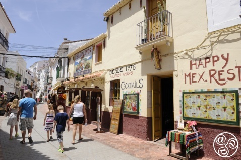 Excursioin form Nerja © Michelle Chaplow