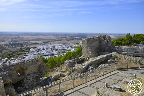 Medina Sidonia castle, home to Romans, Moors, Christians © Michelle Chaplow Medina Sidonia castle, home to Romans, Moors, Christians © Michelle Chaplow