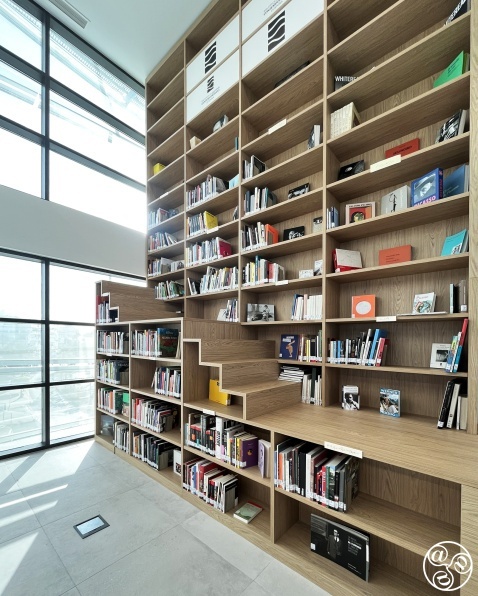 Mirador del Carmen Library, Estepona  Photo Gary Edwards