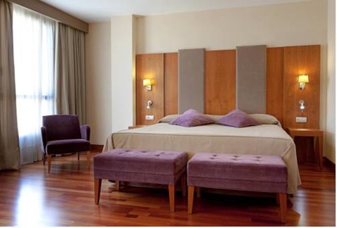 NH Ciudad de Almeria© Michelle Chaplow