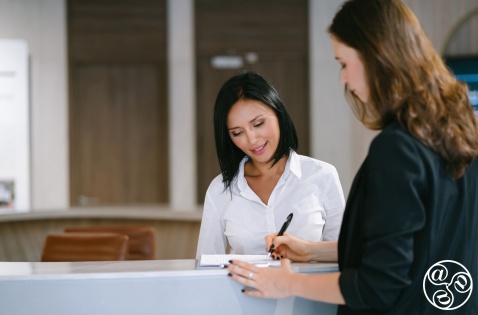 Try to turn every day appointments in your daily life into an opportunity to practice the language © istock