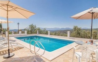 Stunning Home In Iznájar