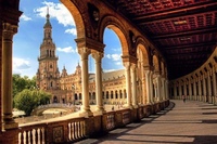 Seville Day-Trip with Skip-the-Line Alcazar Tour from Cadiz